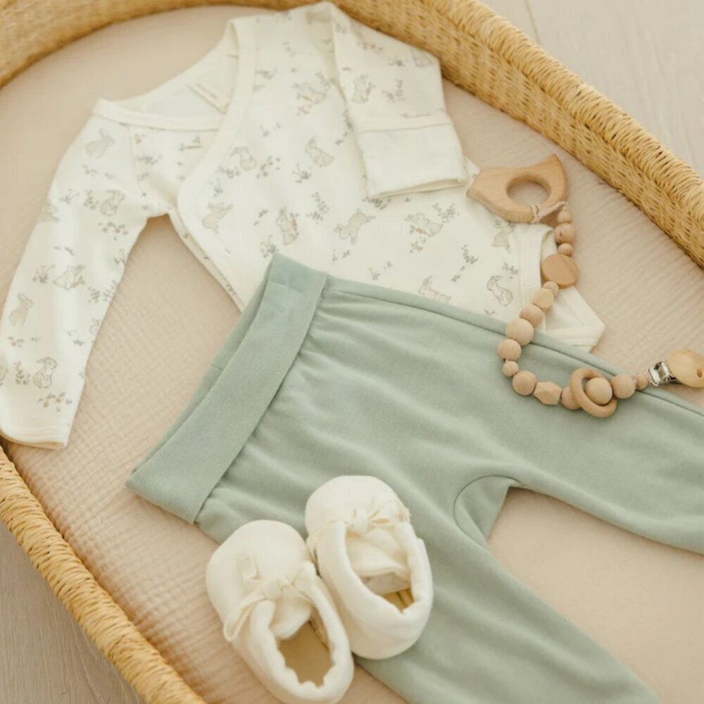 NWT - Quincy Mae ORGANIC Bunny Set 0-3M​​​